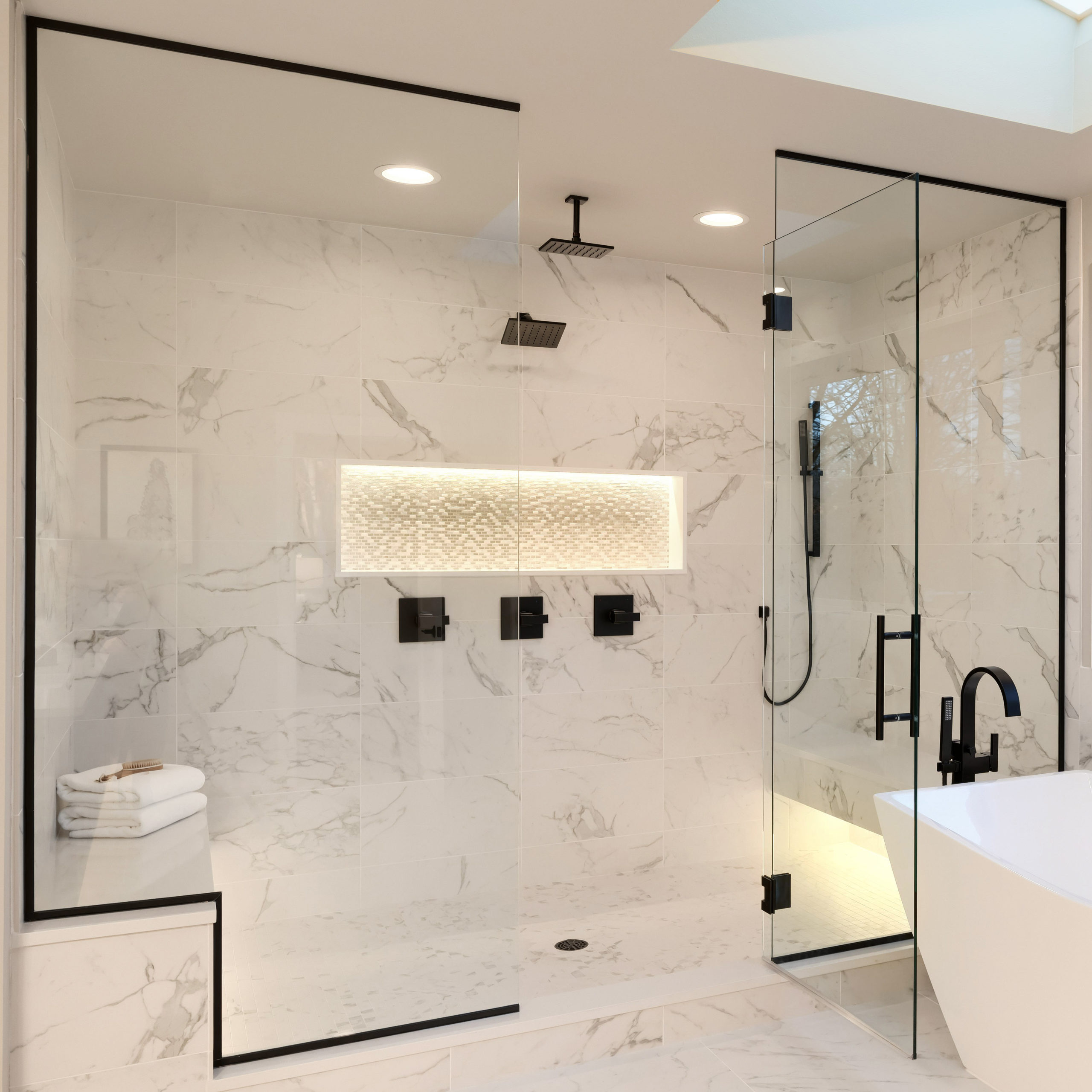 7 Things to Think About When Remodeling a Tub into a Walk-In Shower
