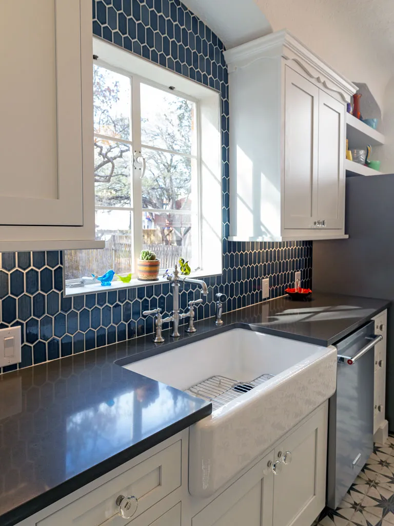 Kitchen after remodel by OMG Kitchen & Bath