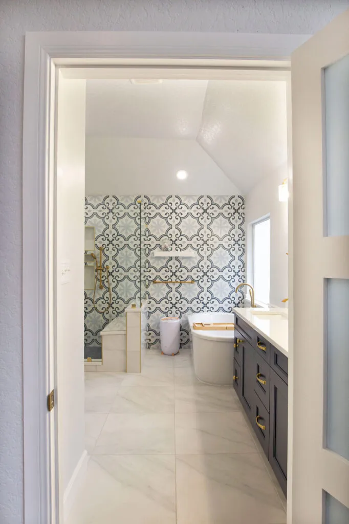 Custom walk-in shower installation San Antonio TX