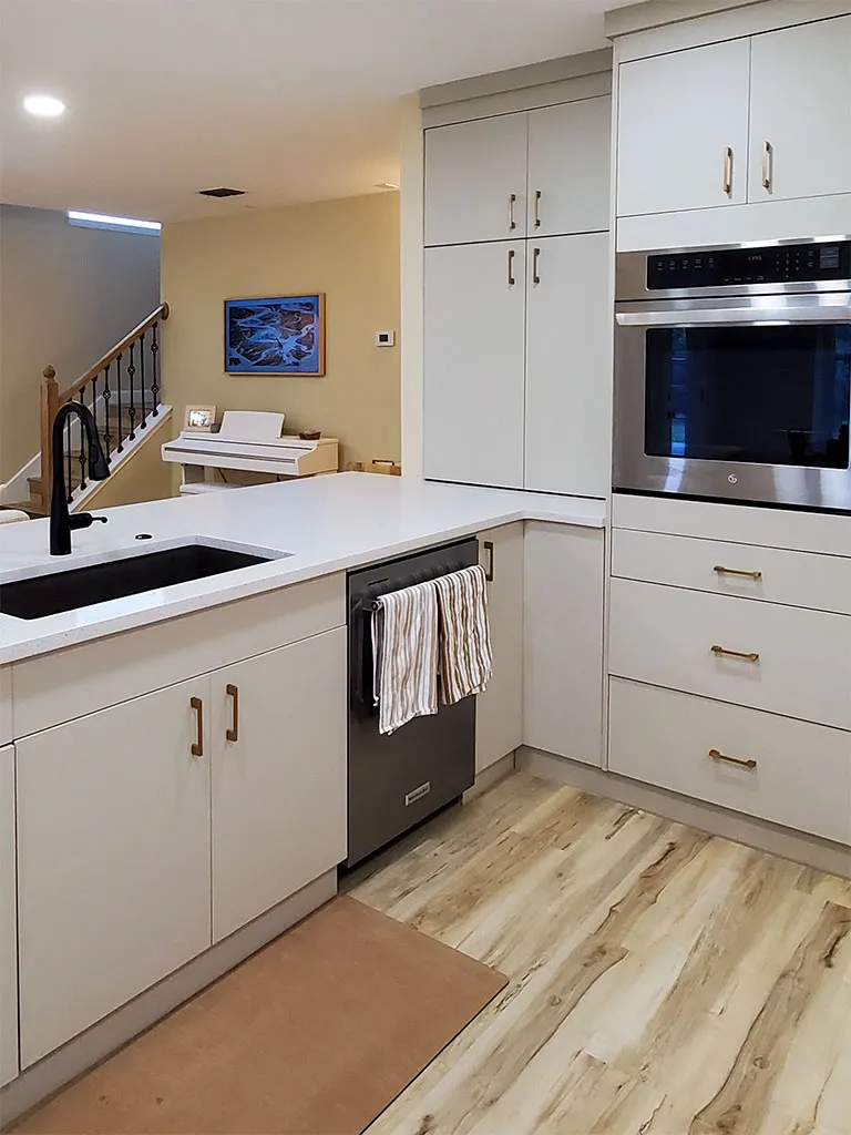 Before and after kitchen renovation in Schertz TX